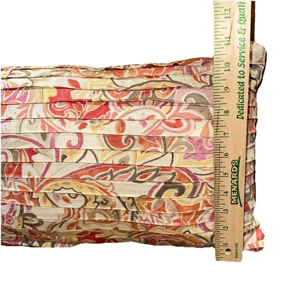 Set Of 2 Raymond Waites Accent Throw Pillows‎ Pink Multicolor Paisley Cotton EUC
